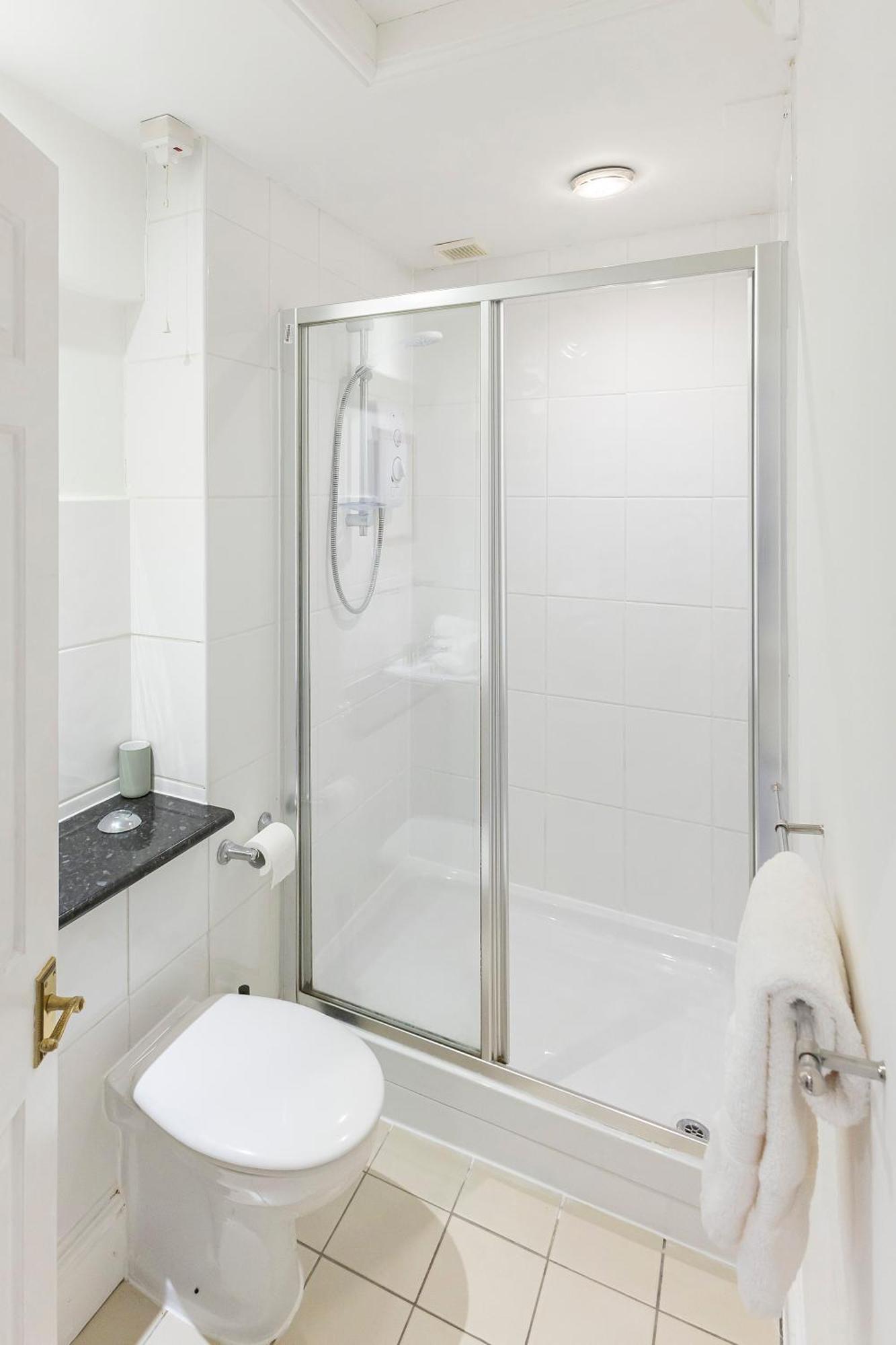 فندق Oyo Blenheim House Etwall المظهر الخارجي الصورة